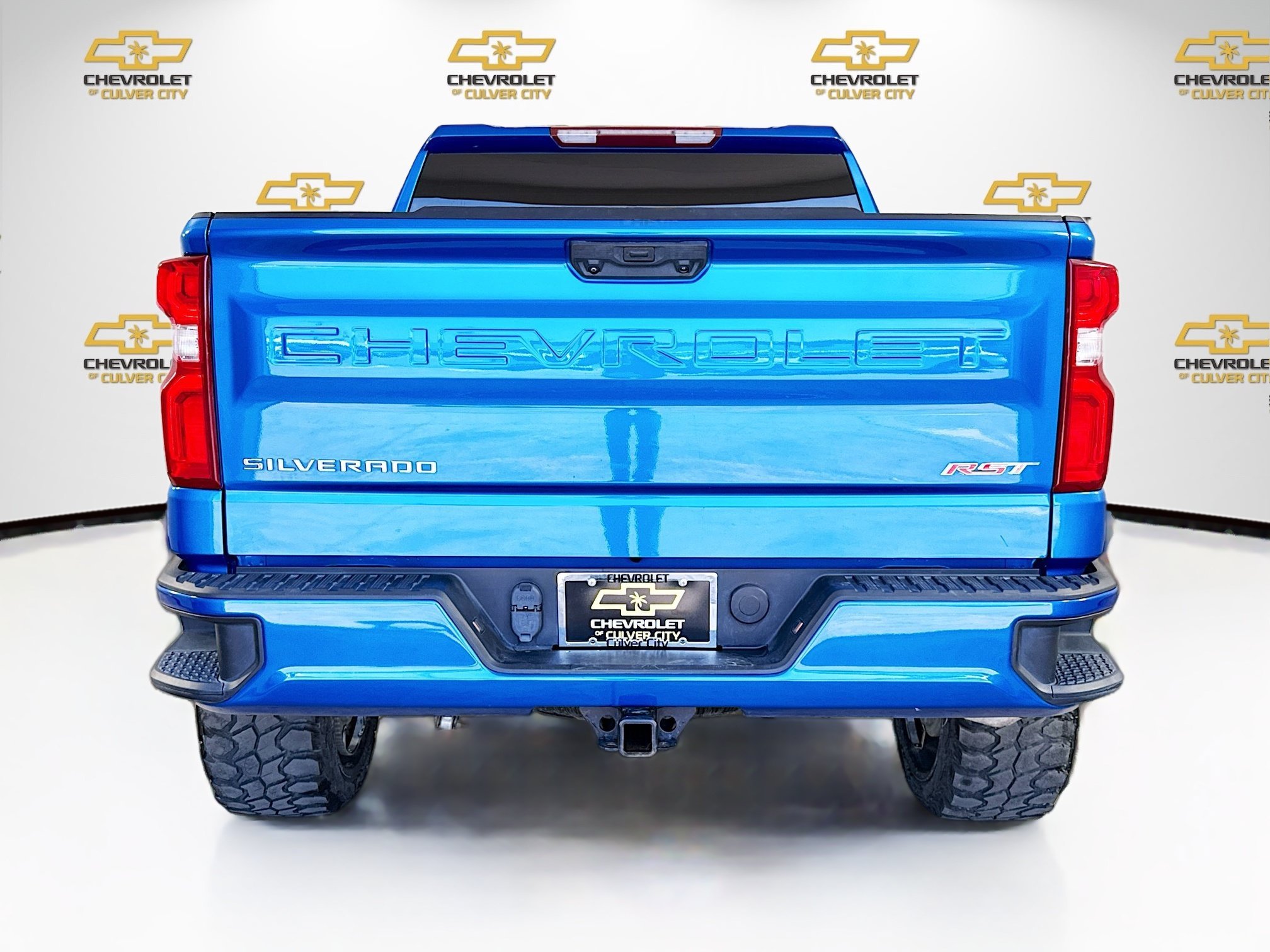 Used 2023 Glacier Blue Metallic Chevrolet RST image 7