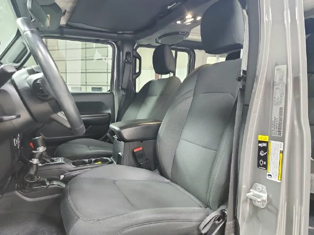 Used 2021 Gray Jeep Unlimited Sport S image 19