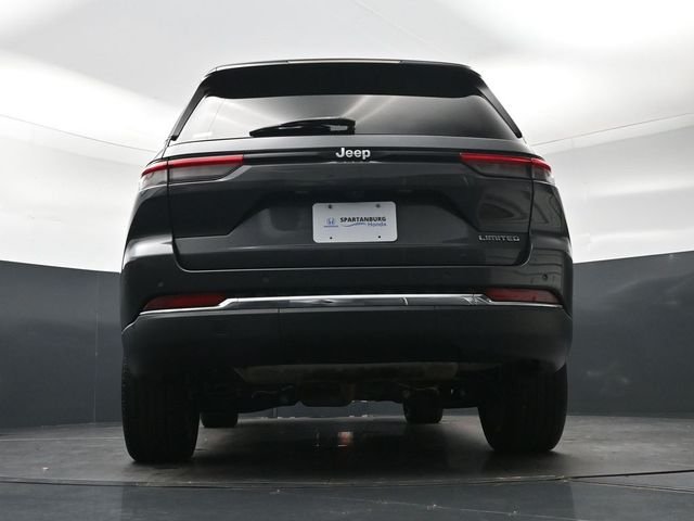 Used 2022 Gray Jeep Limited image 35