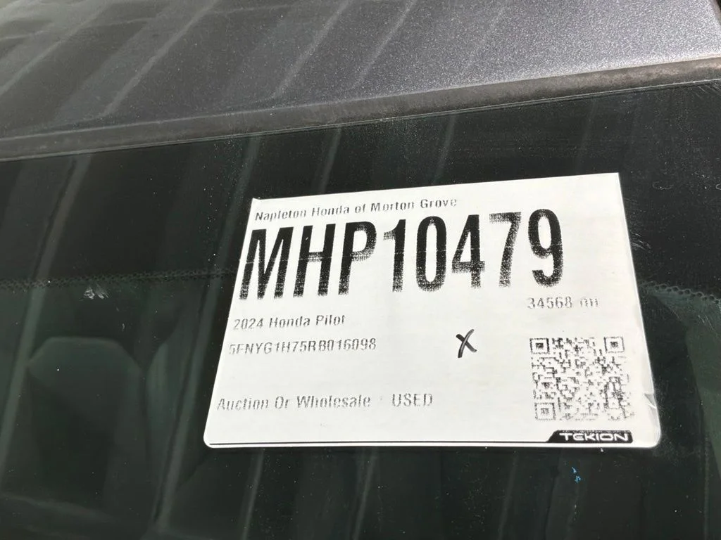 Used 2024 Modern Steel Metallic Honda Touring image 35