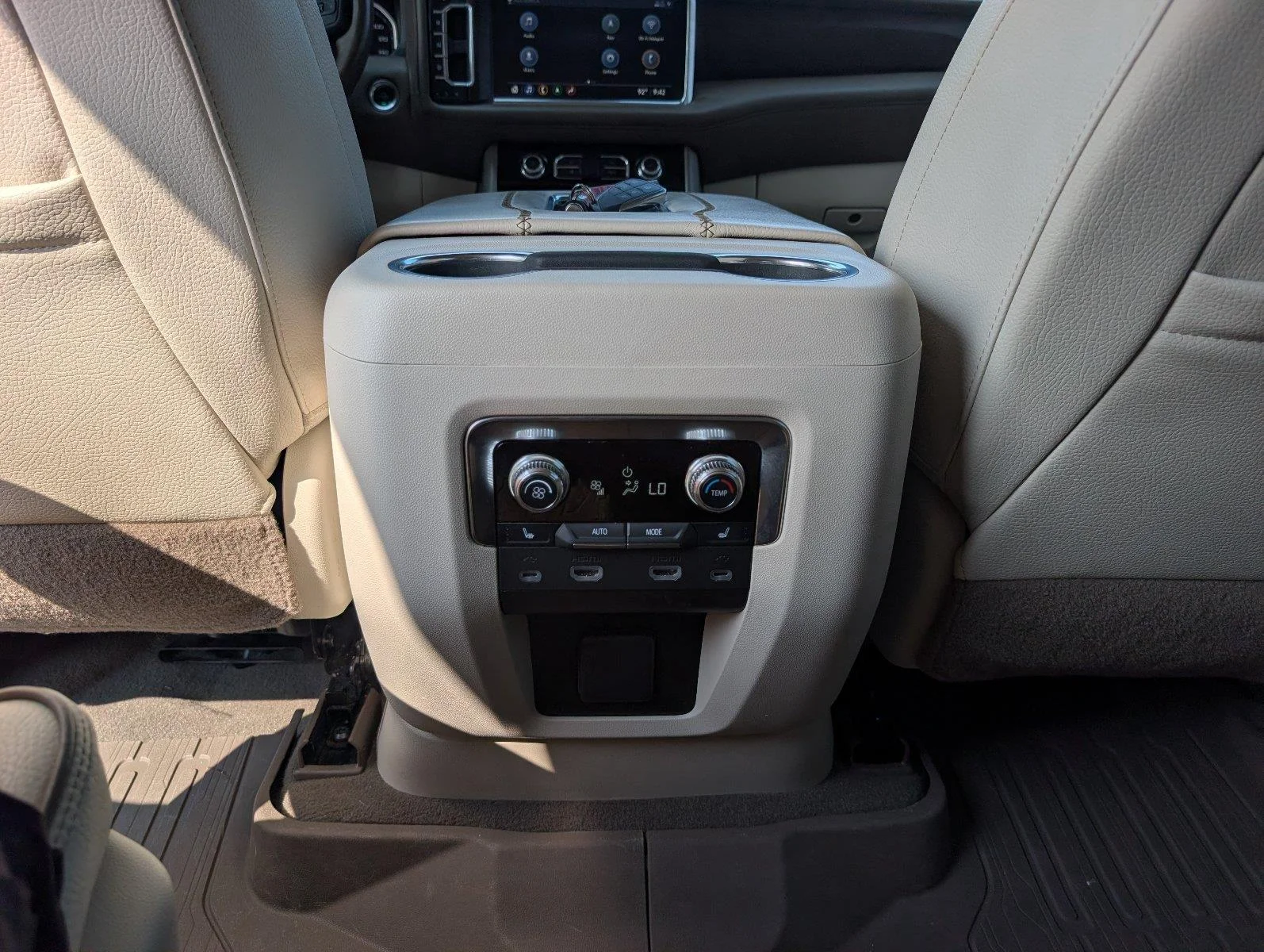 Used 2021 PEARL BEIGE METALLIC GMC Denali image 36