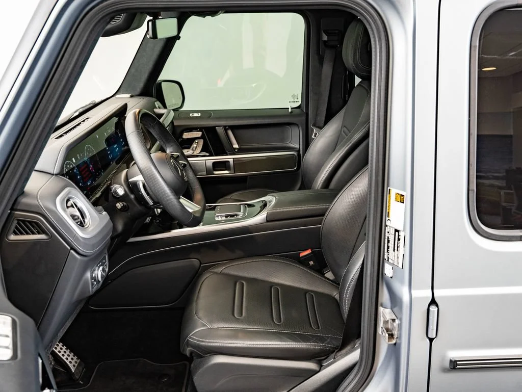 Certified Used 2025 Manufaktur Platinum Magno Mercedes-Benz G 550 image 22