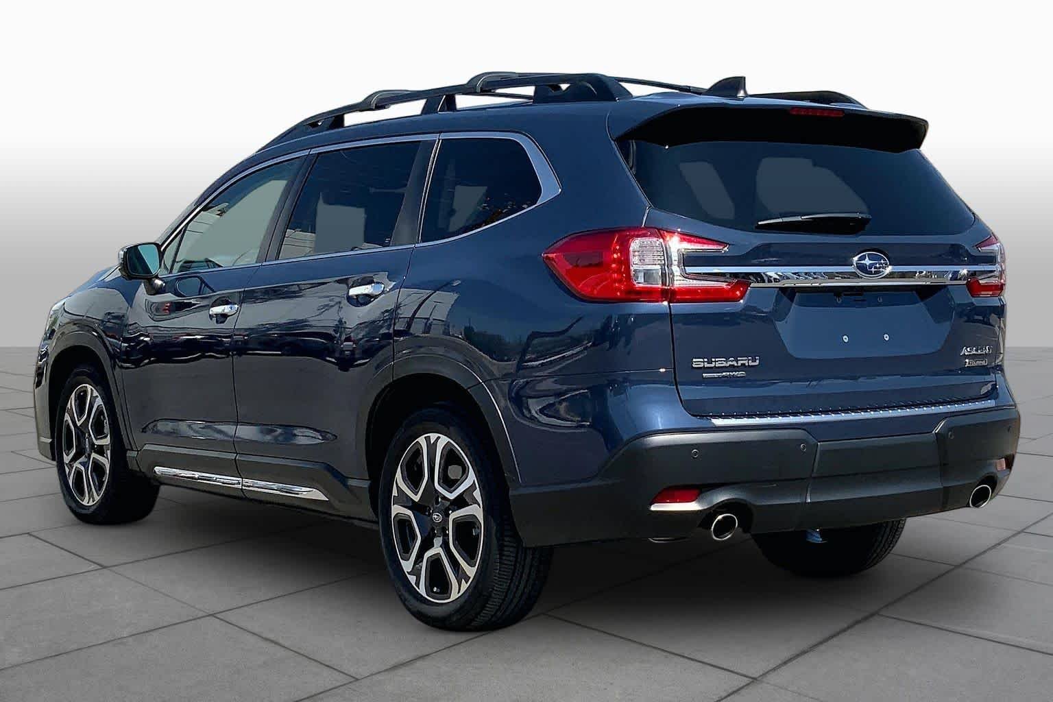 Used 2023 Cosmic Blue Pearl Subaru Touring image 10