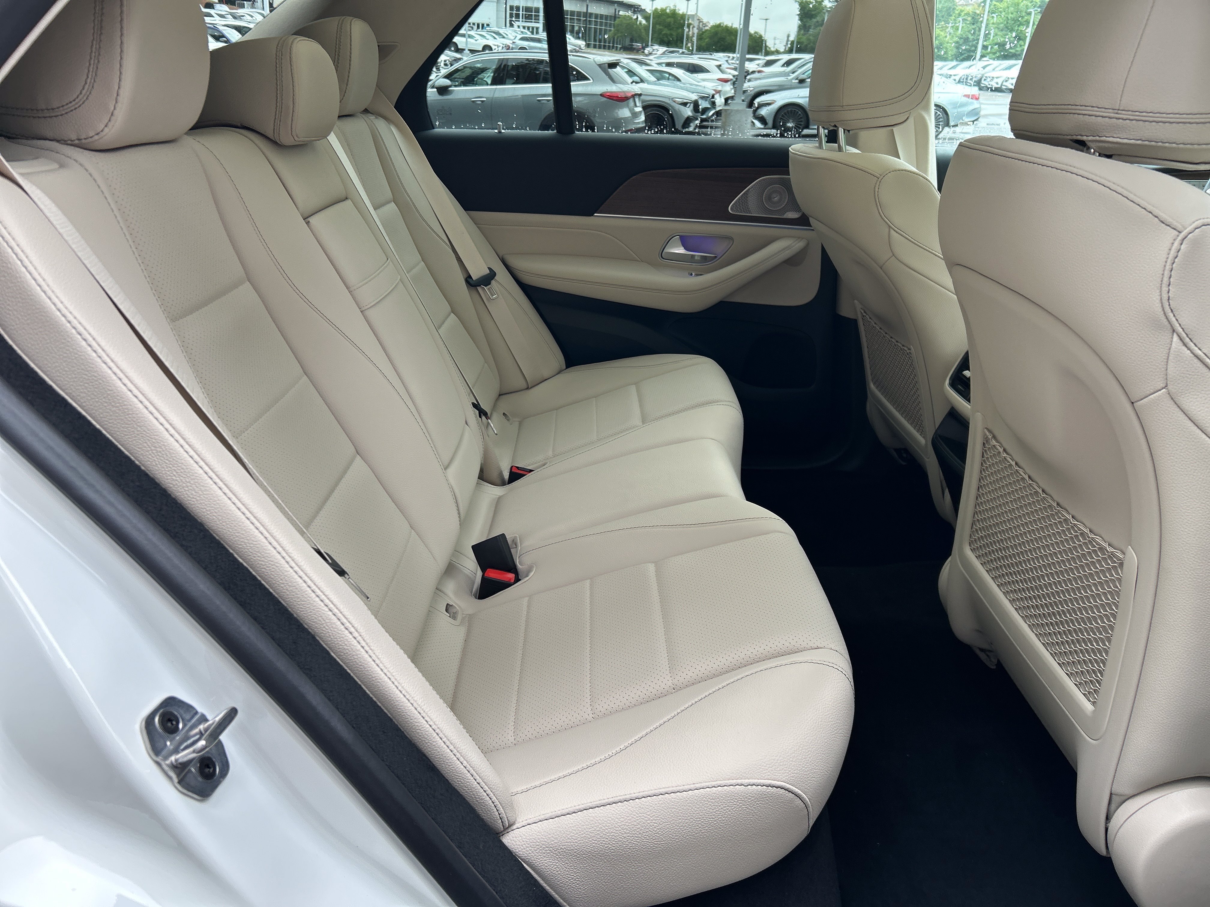 New 2026 Polar White Mercedes-Benz GLE 350 SUV image 40