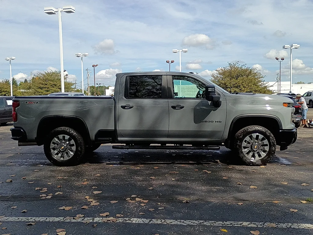Used 2025 Slate Gray Metallic Chevrolet Custom image 2