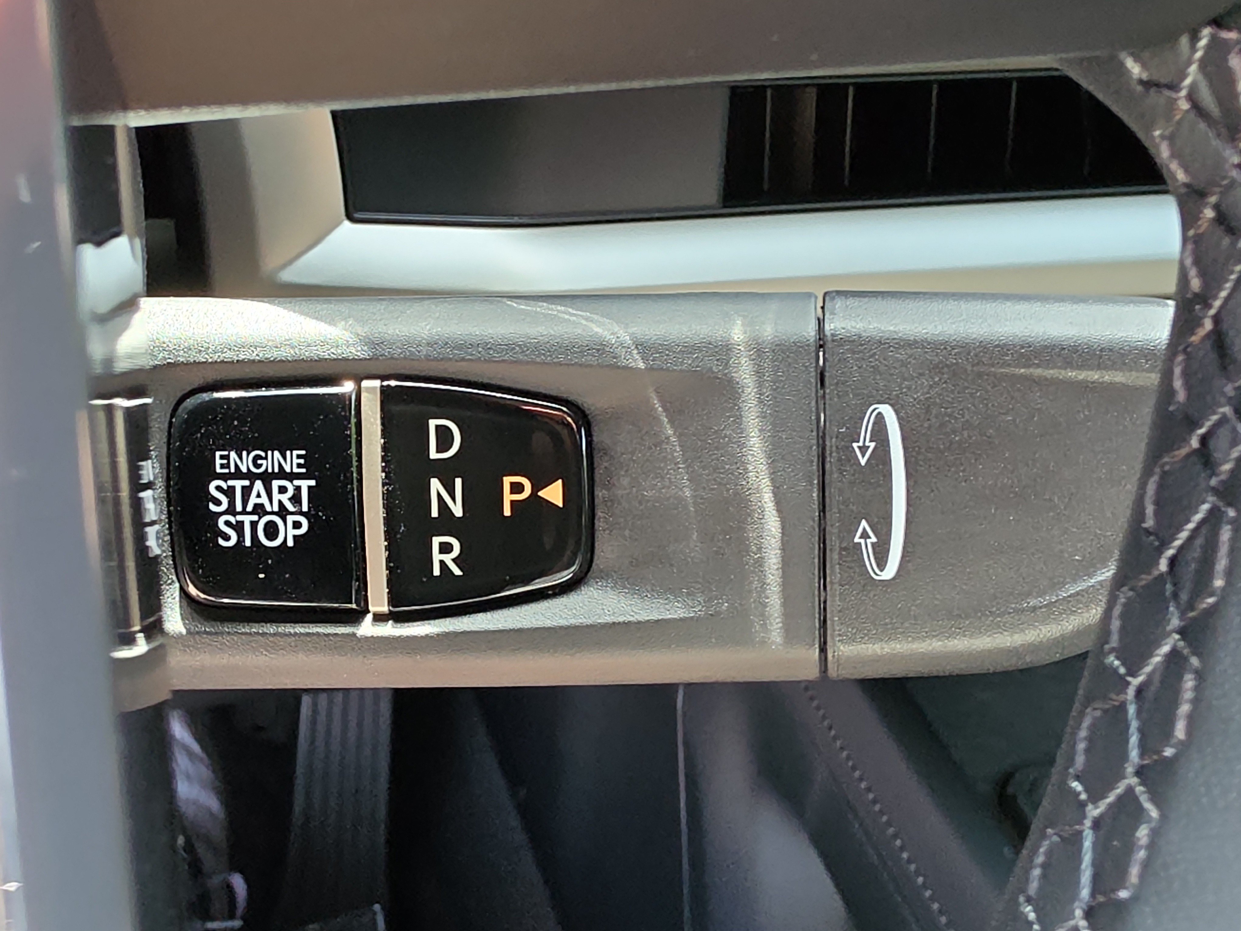 New 2027 Glacial White Pearl Kia S image 27