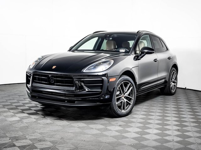 2023 Porsche Macan 