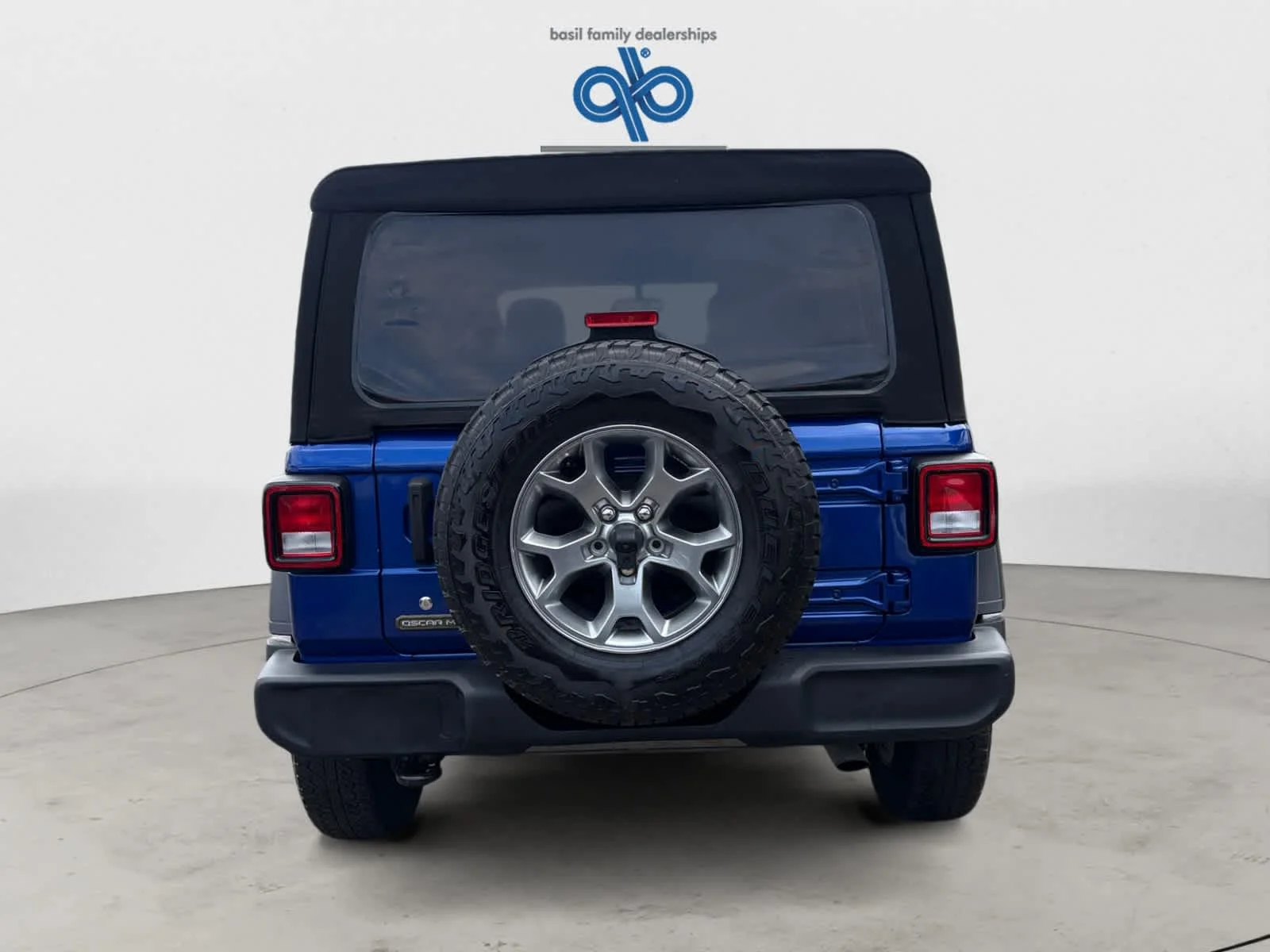 Used 2020 Ocean Blue Metallic Clearcoat Jeep Freedom image 5