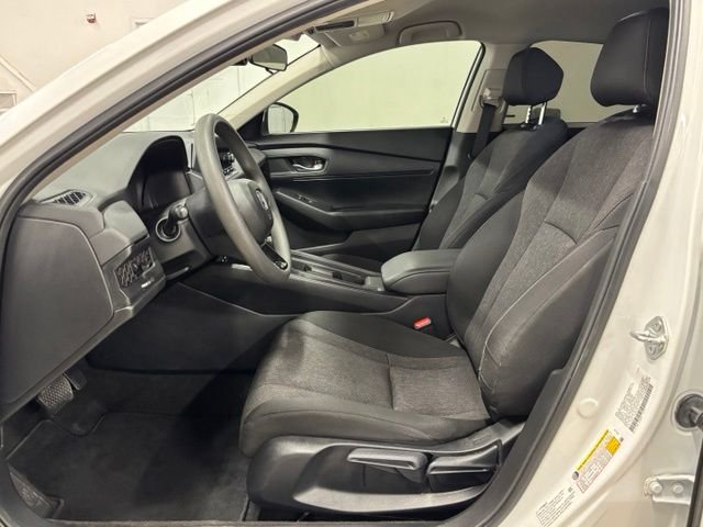Used 2024  Honda LX image 17