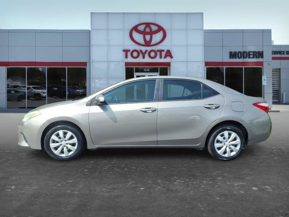 Used 2016 Brown Sugar Metallic Toyota LE image 2