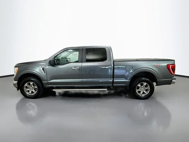 Used 2023 Carbonized Gray Metallic Ford XLT image 4