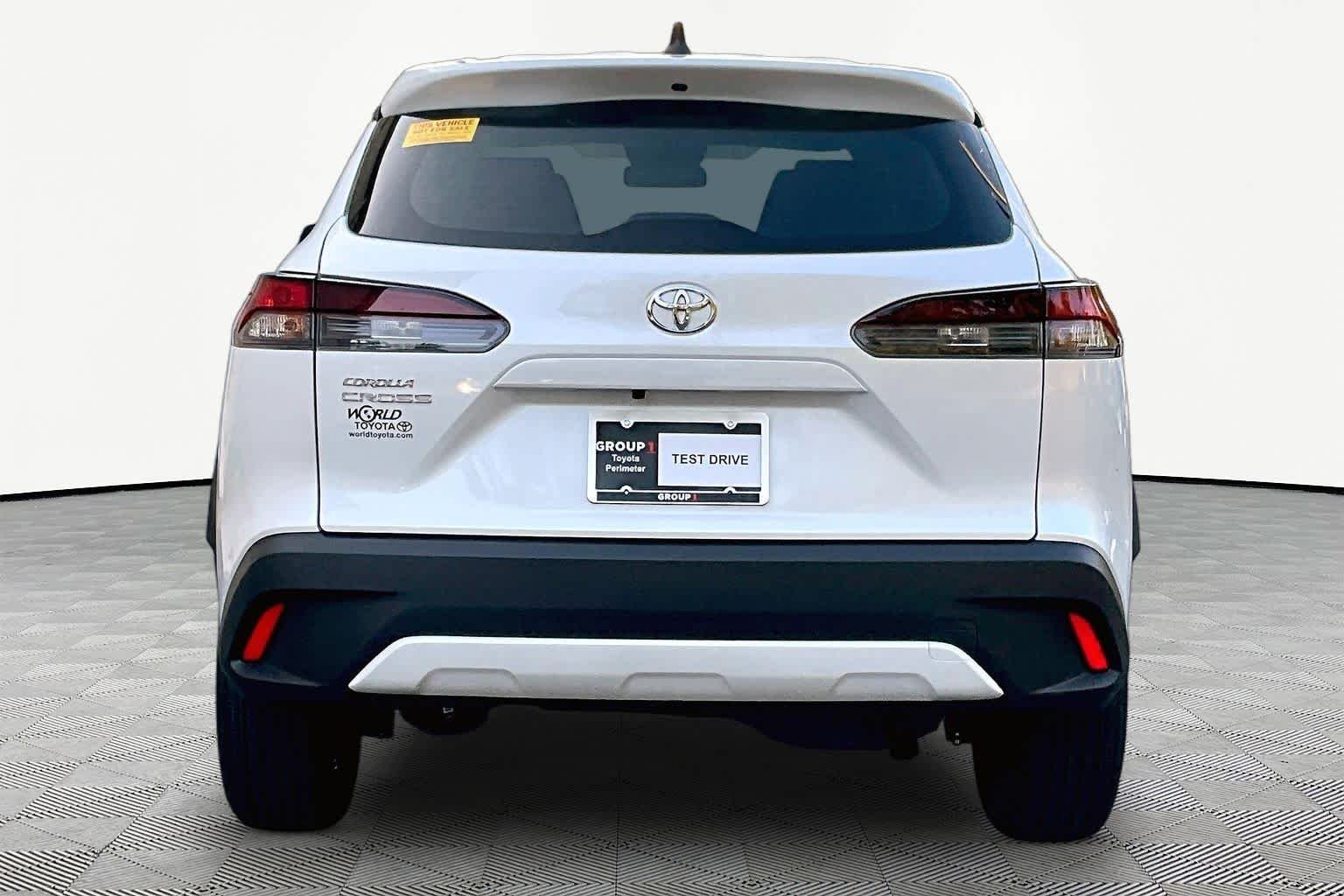 Certified Used 2026 Wind Chill Pearl Toyota L image 5