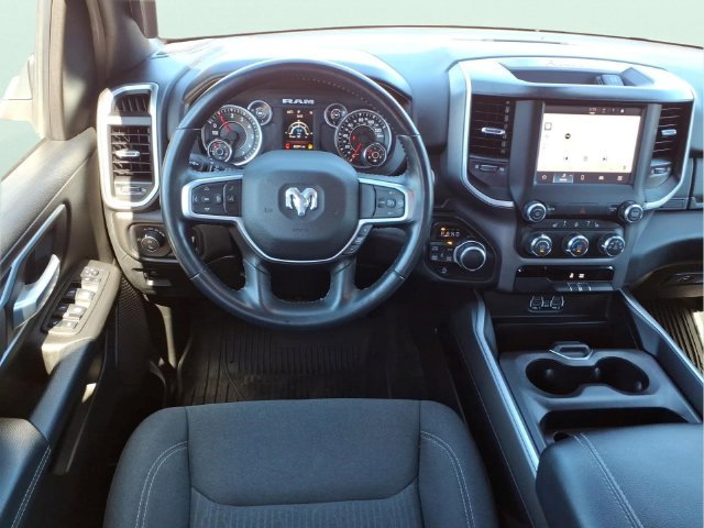 Used 2023 White Ram Big Horn/Lone Star image 17