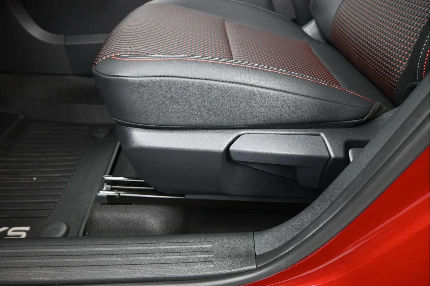 New 2027 Scarlet Ember Tintcoat Nissan SR image 10