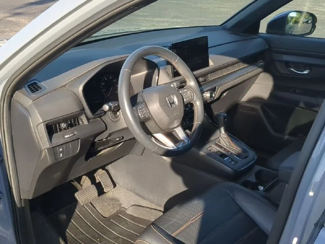 Used 2025 Urban Gray Pearl Honda Sport-L image 2
