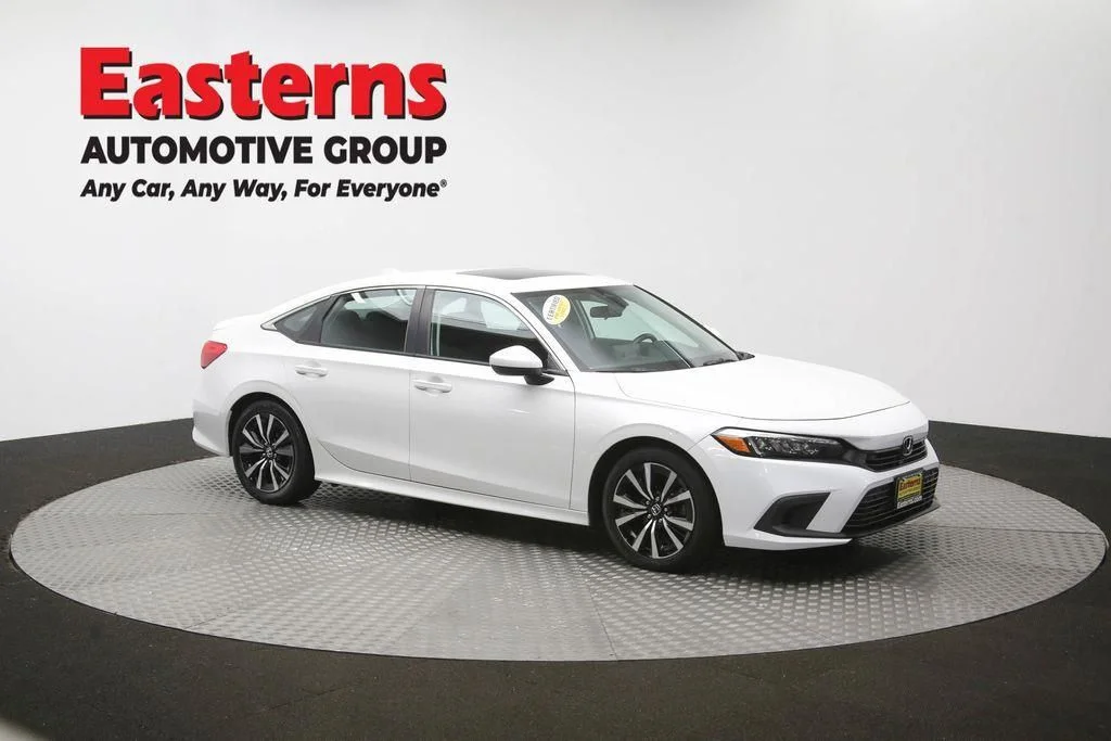 Used 2023 White Honda EX image 50