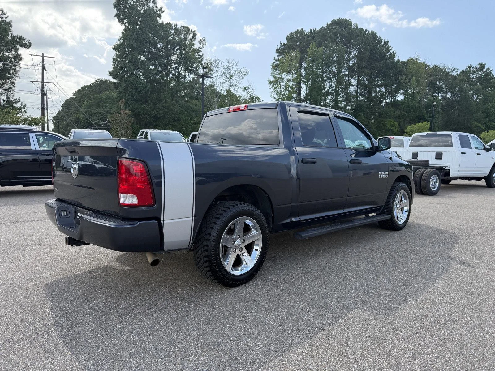 Used 2018 Maximum Steel Metallic Clearcoat Ram Express image 6
