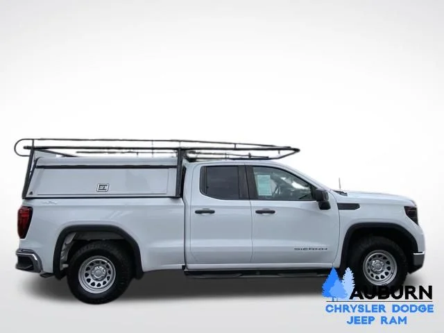 Used 2024 White GMC Pro image 9
