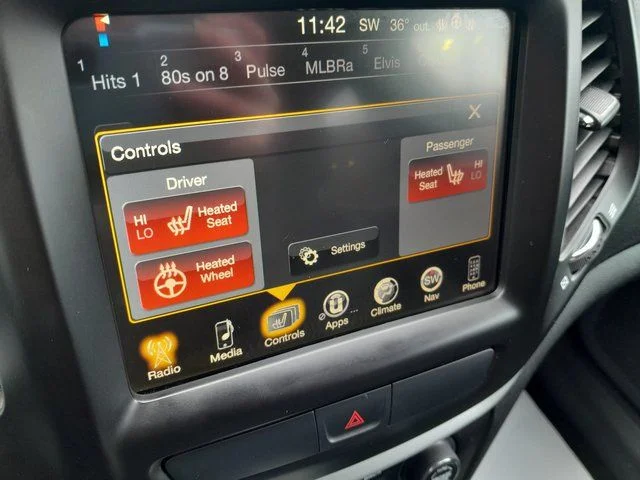 2017 Jeep Cherokee Trailhawk - Photo 25