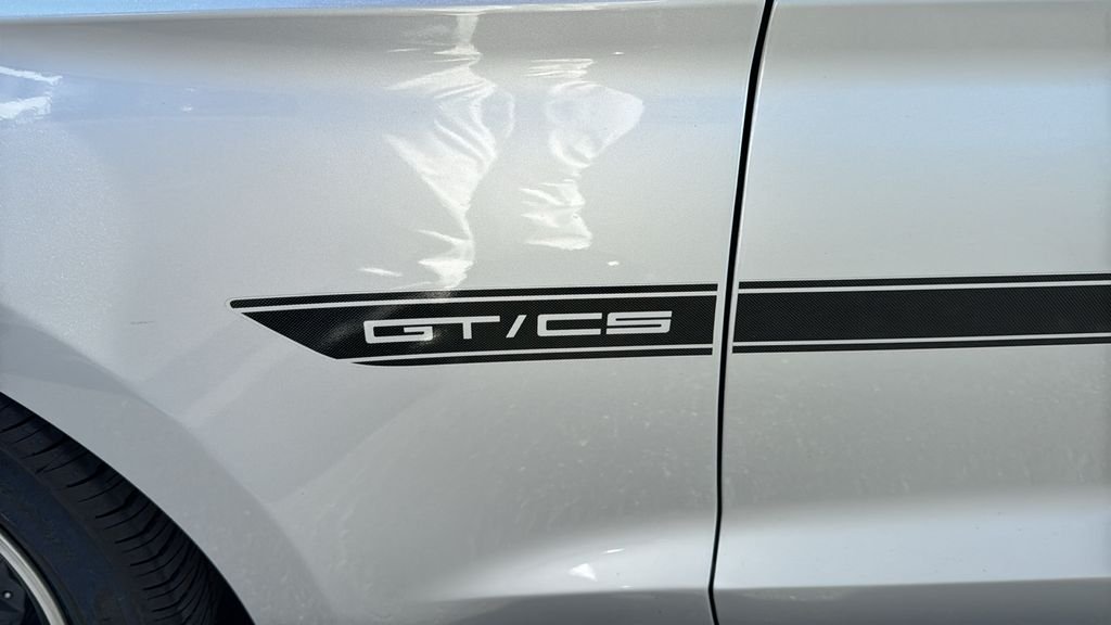 Used 2019 Silver Ford GT Premium image 7