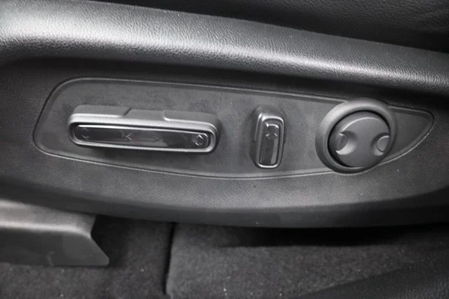 2025 Honda CR-V Sport-L - Photo 31
