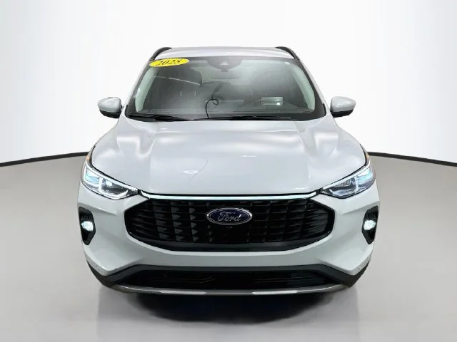 Certified Used 2025 Silver Metallic Ford Base image 2