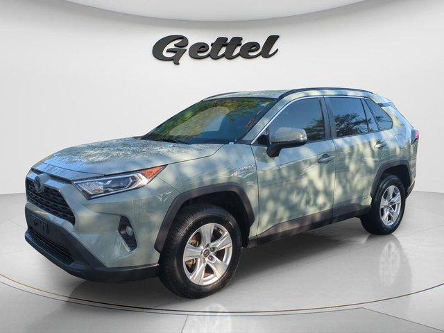 2020 Toyota RAV4 Hybrid XLE