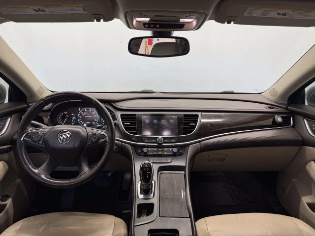 Used 2017 Pepperdust Metallic Buick Essence image 7
