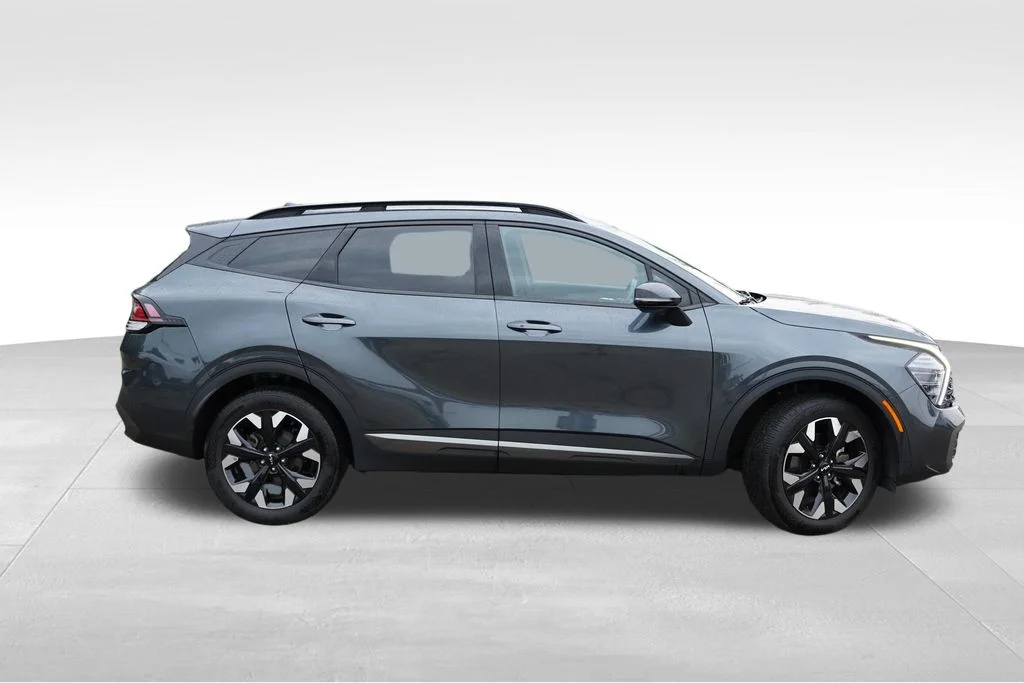Used 2024 Gravity Gray Kia X-Line image 3