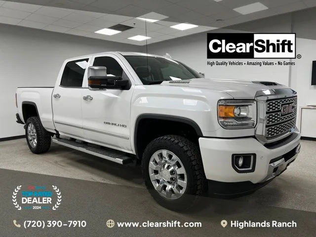 2019 GMC Sierra 4WD Crew Cab Standard Box Denali's photo