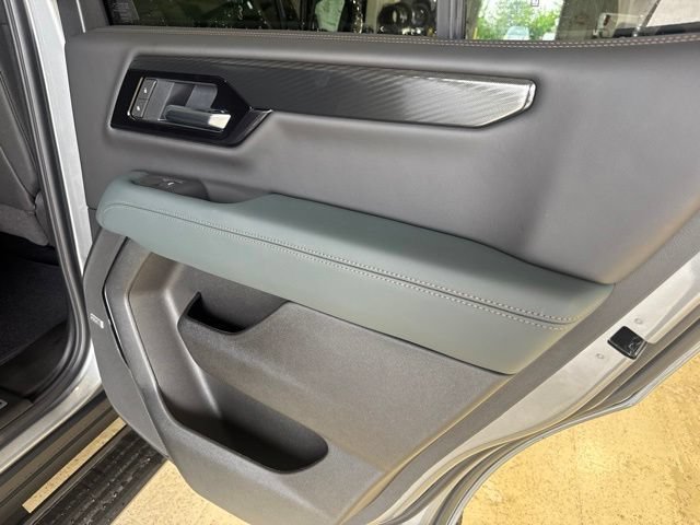 2026 GMC Yukon AT4 - Photo 39