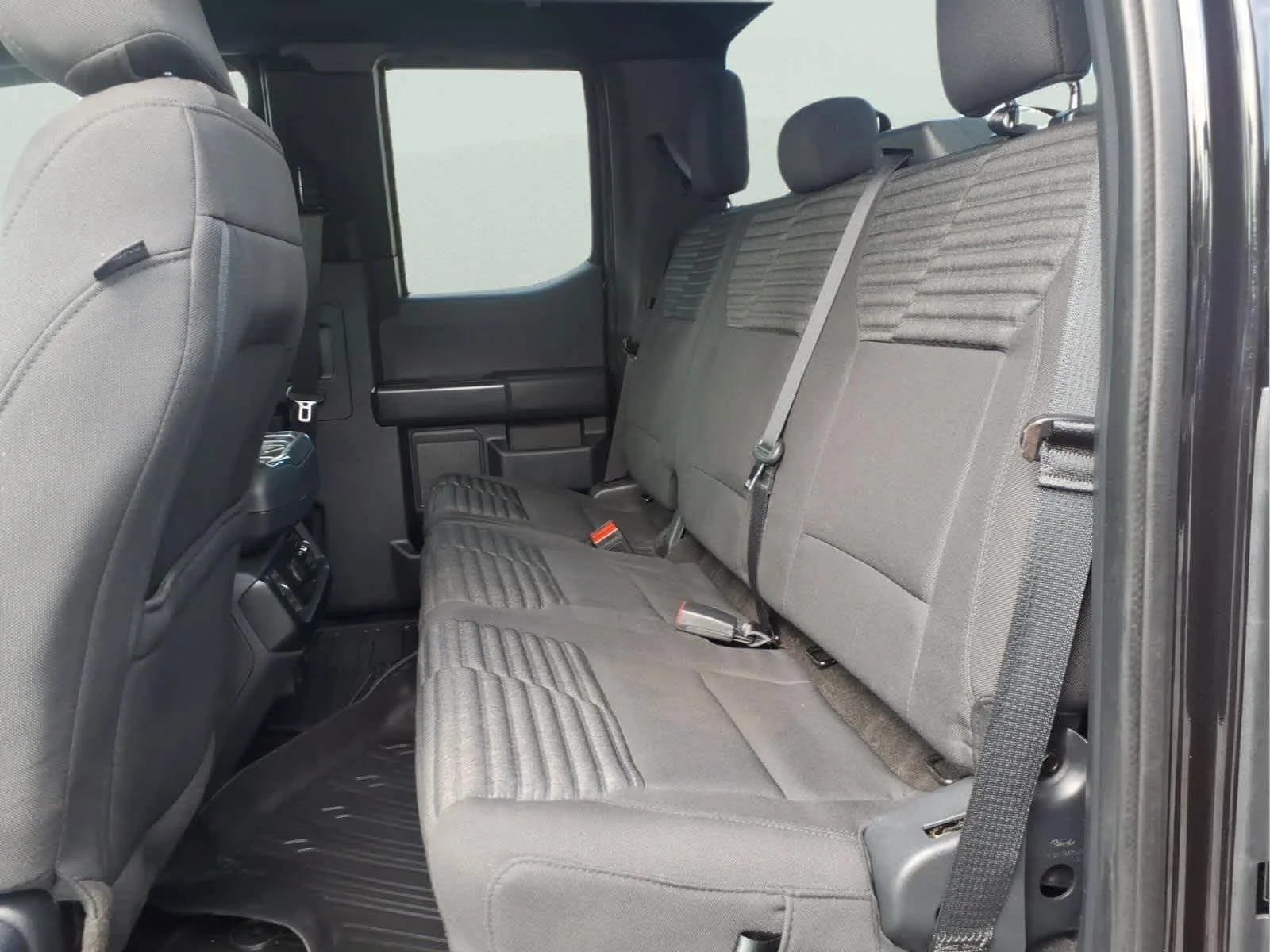 Used 2023 Agate Black Metallic Ford XL image 29