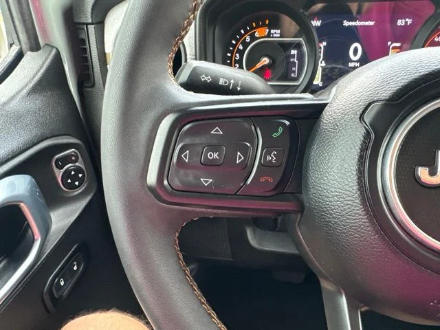 Used 2024  Jeep Sport S image 22