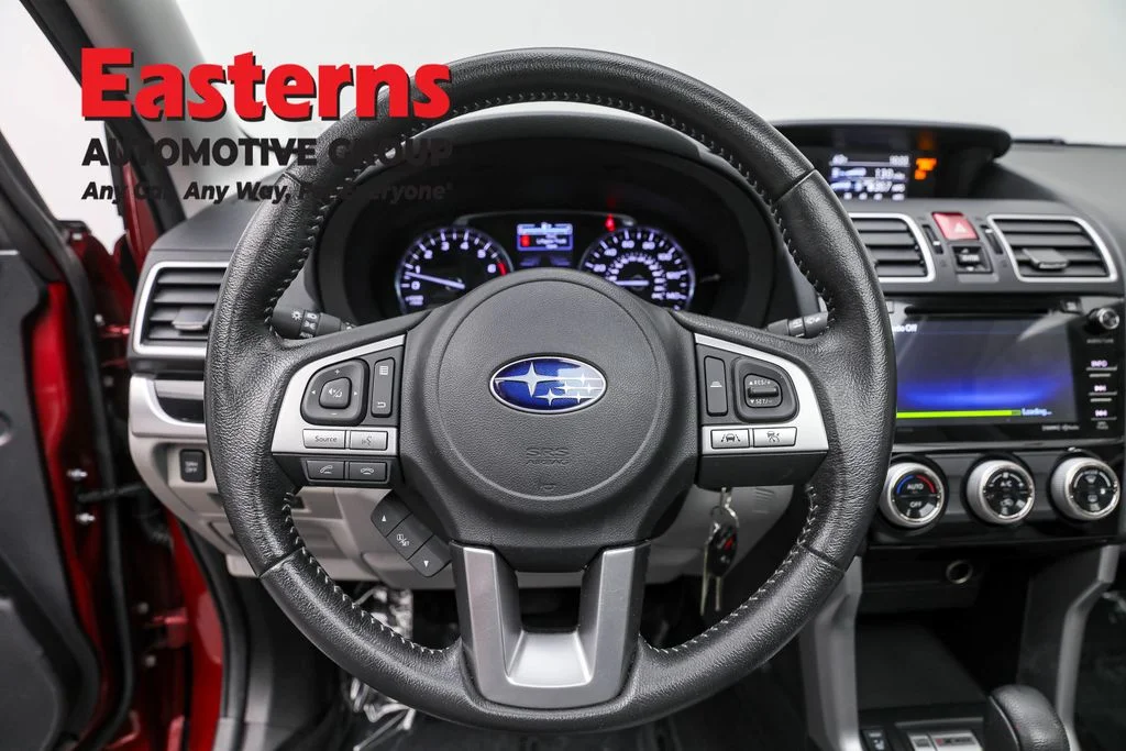 Used 2018 Red Subaru 2.5i Limited image 10