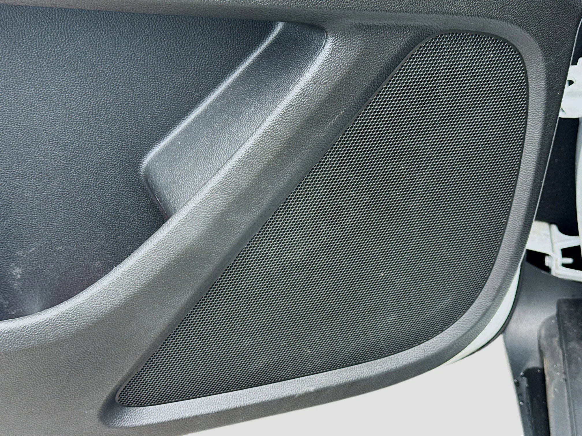 Used 2022 Summit White Chevrolet LS image 23