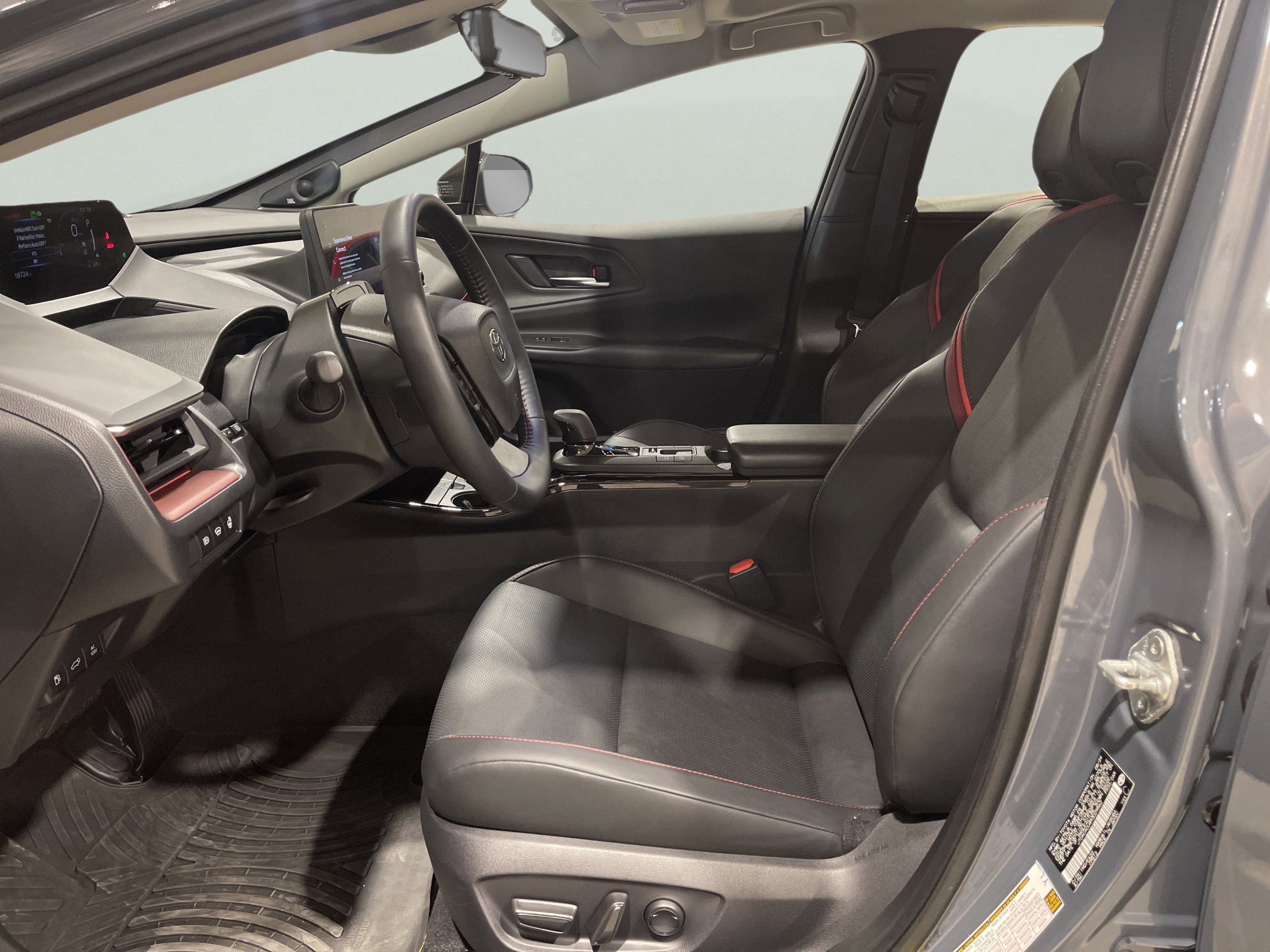2024 Toyota Prius Prime XSE Premium - Photo 12