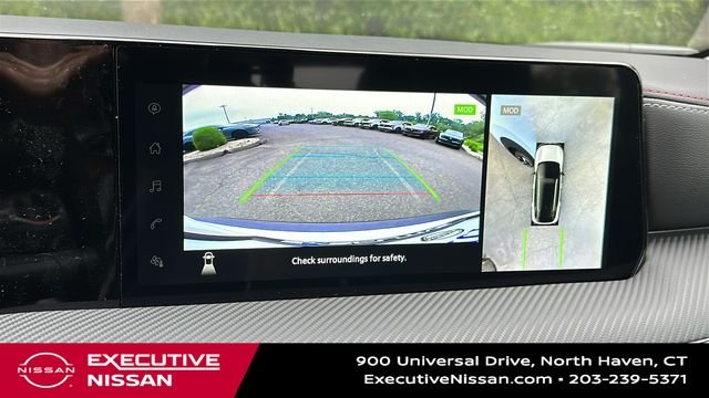 Used 2025 White Nissan SR image 16