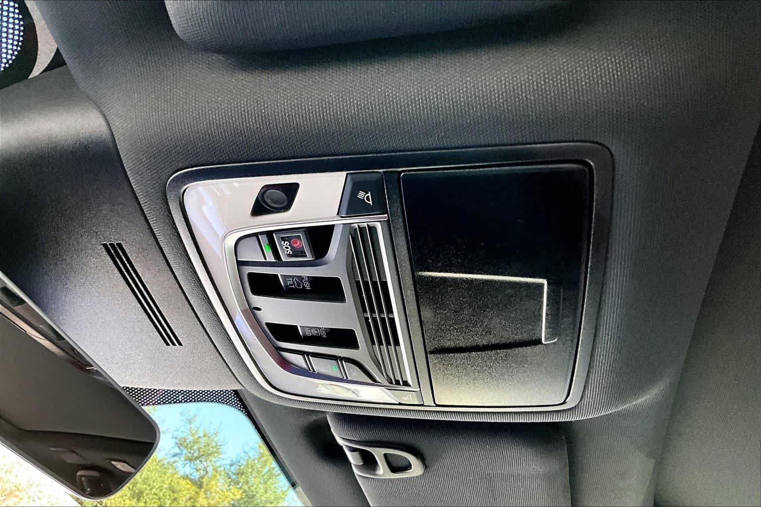 Used 2025 Liquid Carbon Metallic Acura w/A-Spec Package image 32