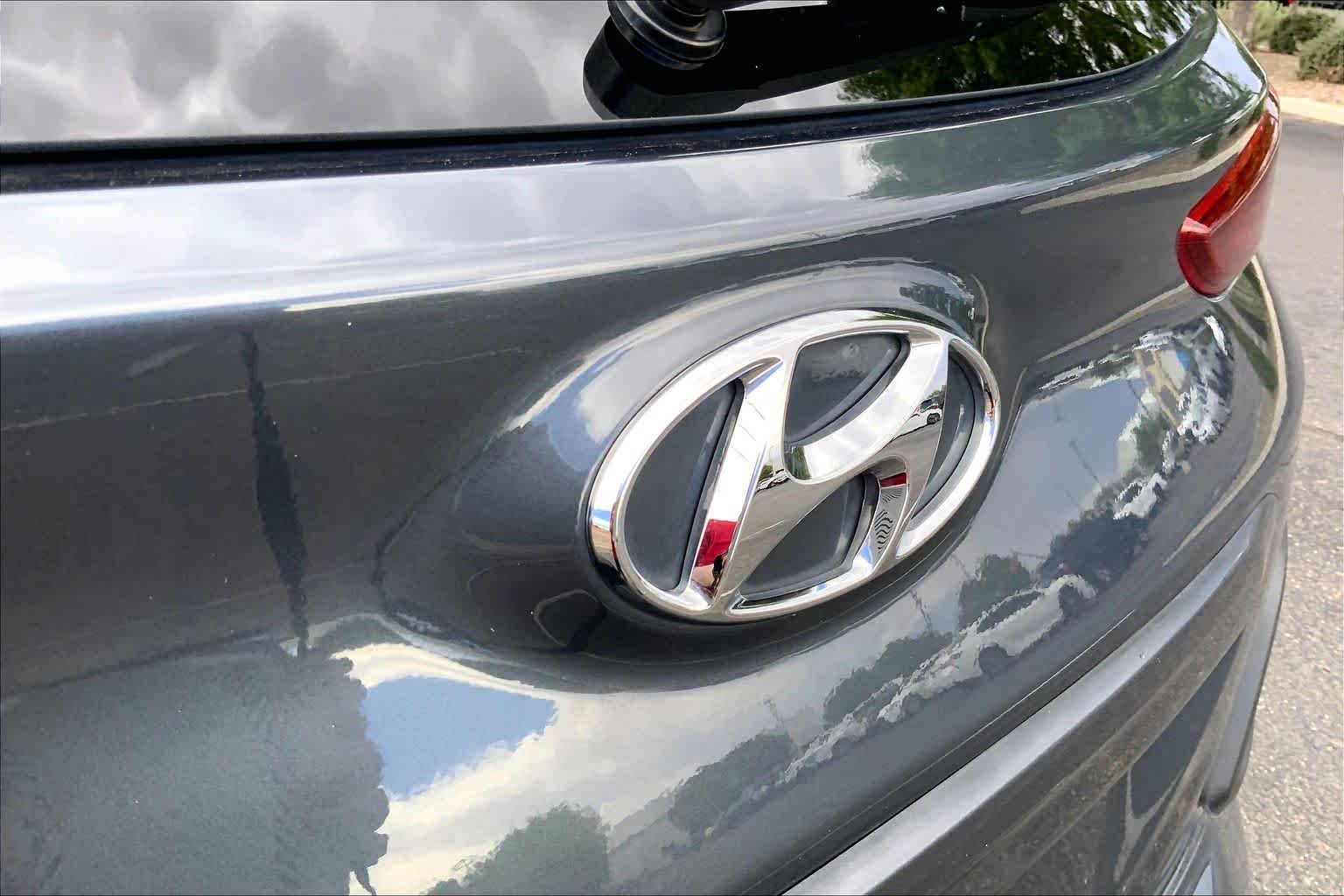 Used 2021 Thunder Gray Hyundai SEL image 28