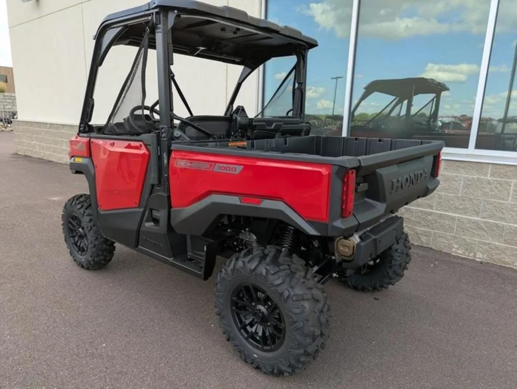 New 2026 HERO RED Honda Powersports Deluxe image 4