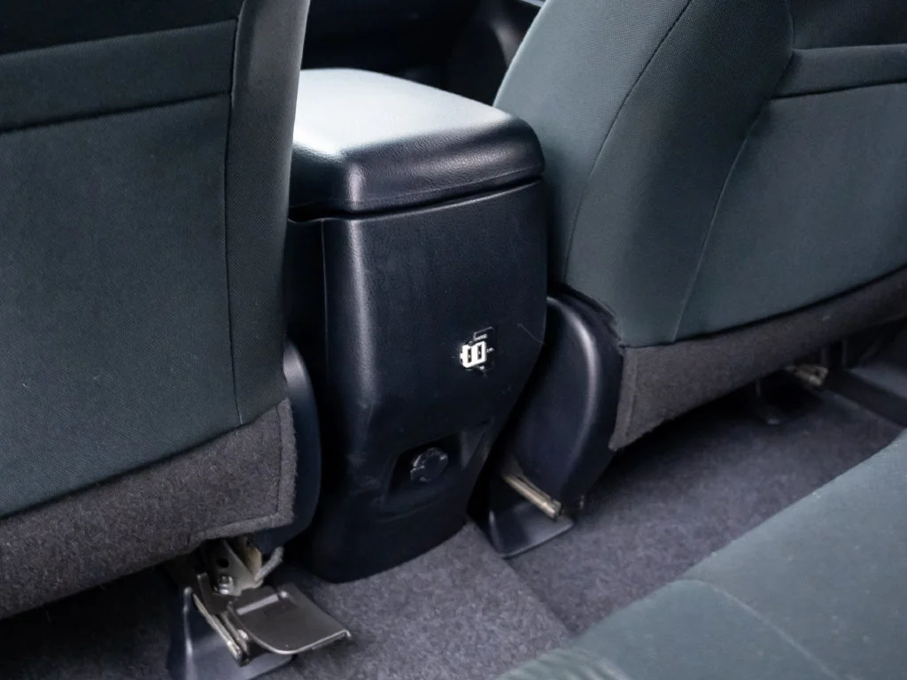 Used 2018 Gray Toyota LE image 19