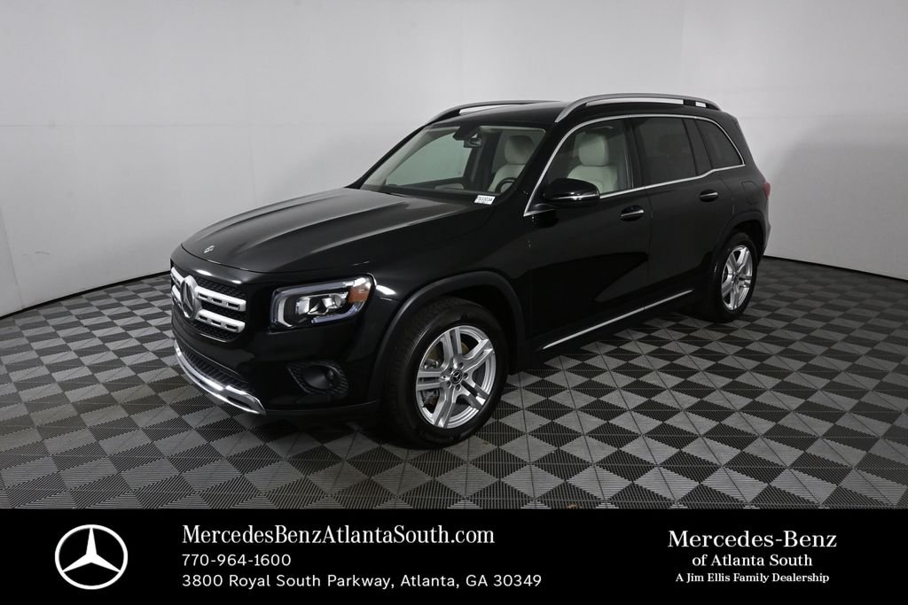 2020 Mercedes-Benz GLB GLB250's photo