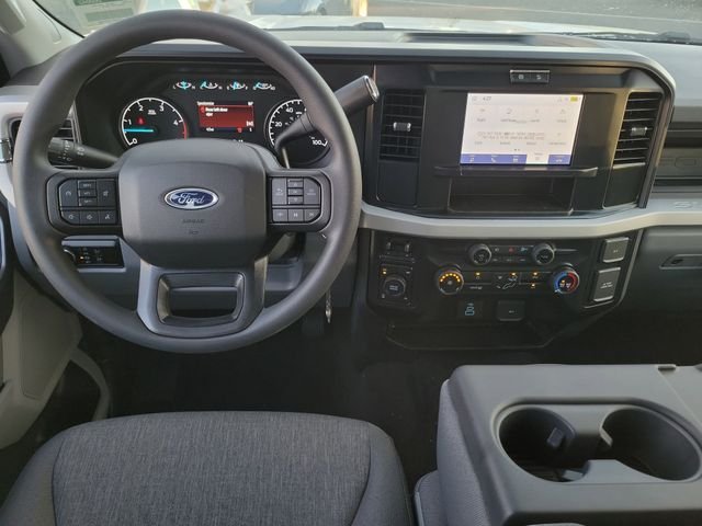 New 2026 Oxford White Ford F-250® XL image 4