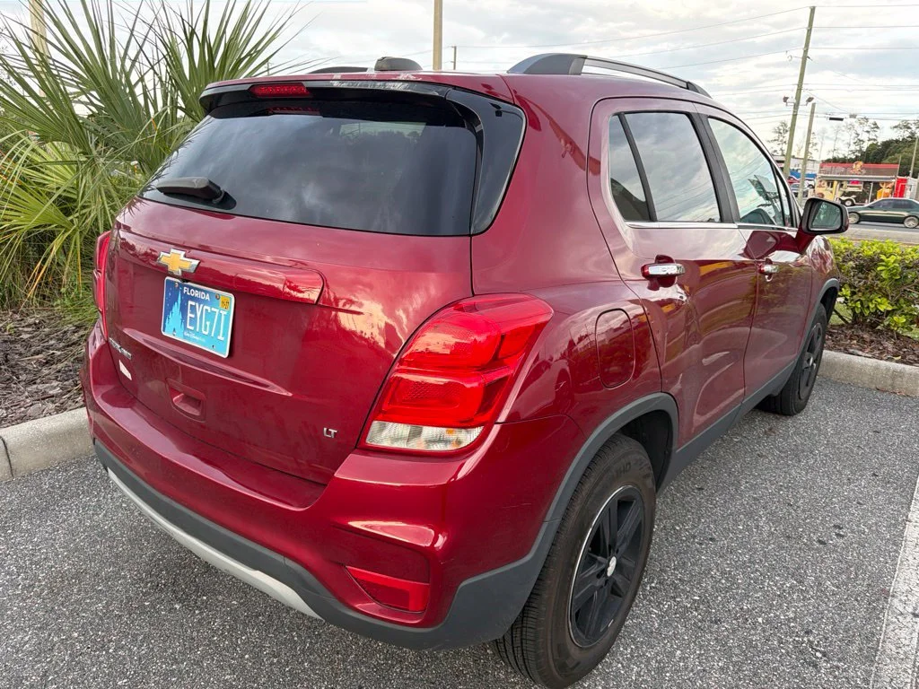 Used 2018 Red Chevrolet LT image 10