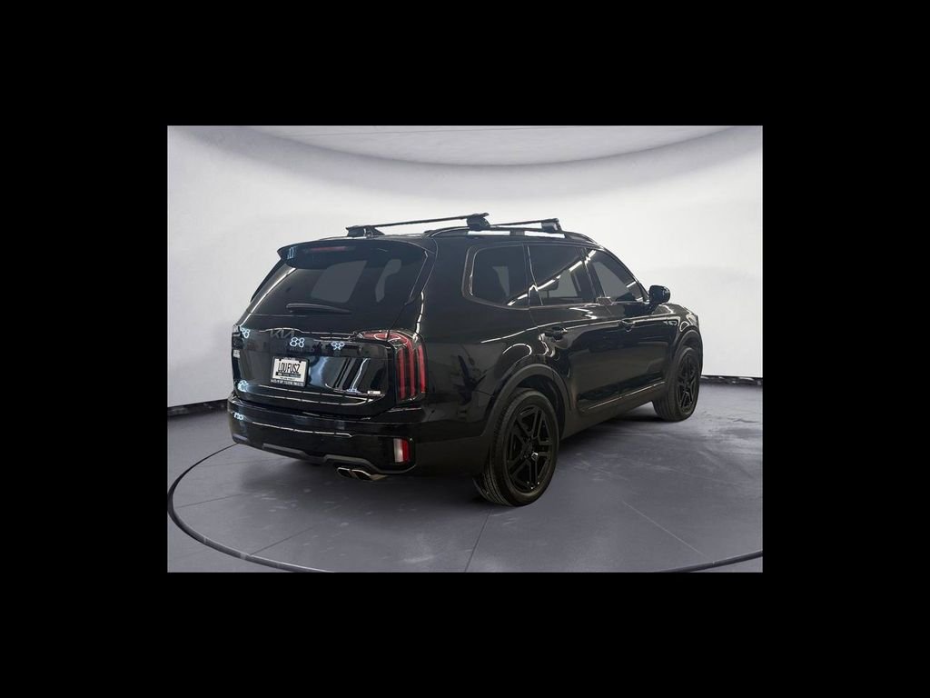 Used 2025 Black Kia SX-Prestige X-Line image 6