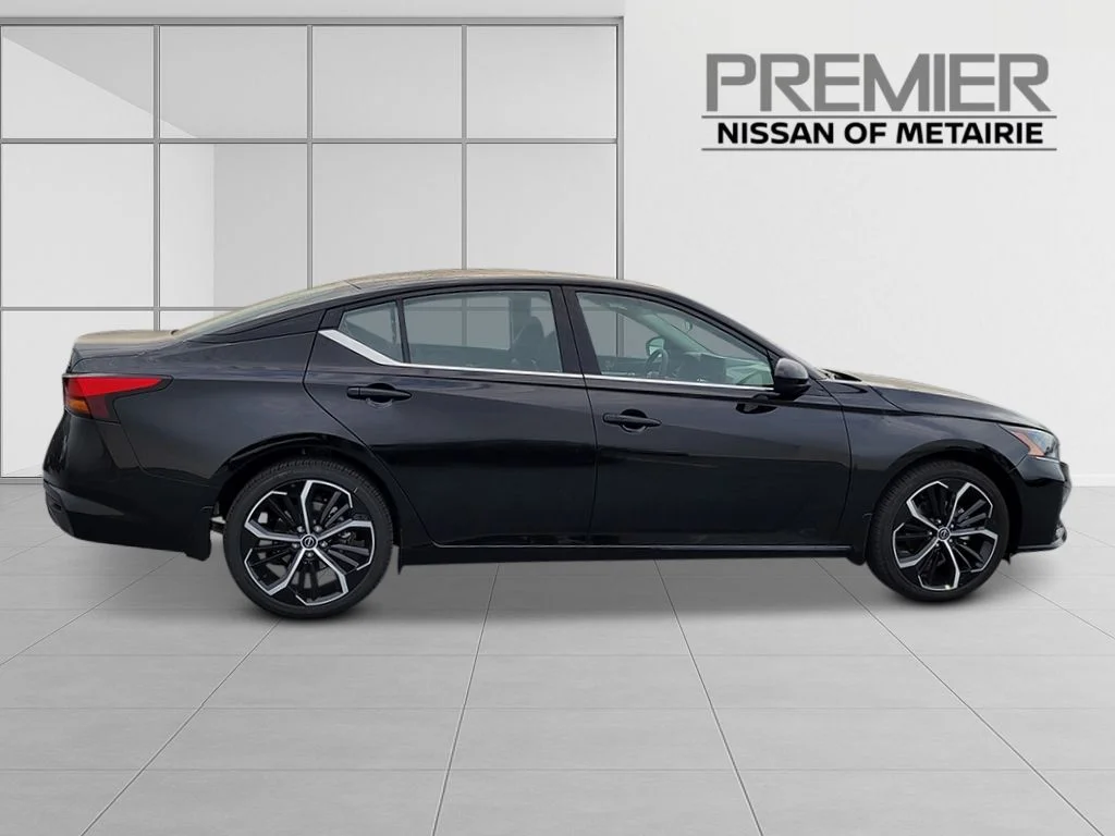 New 2026 Super Black Nissan SR image 7