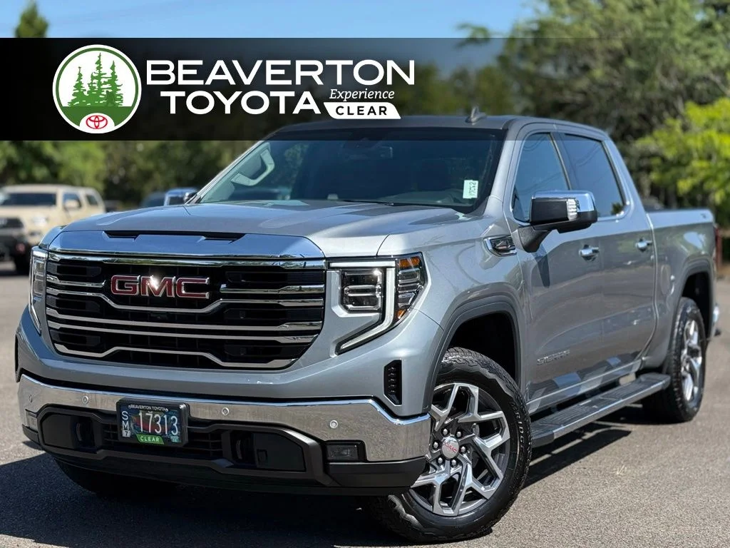 2025 GMC Sierra 4WD Crew Cab Short Box SLT's photo