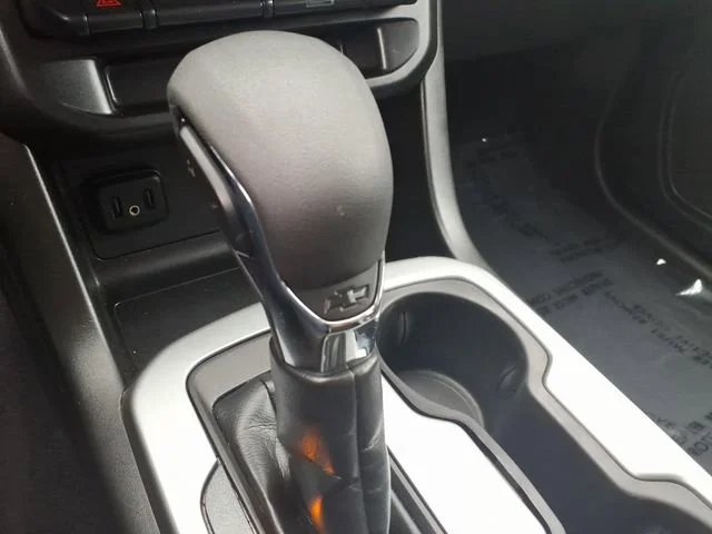 Used 2022 Summit White Chevrolet LT image 20