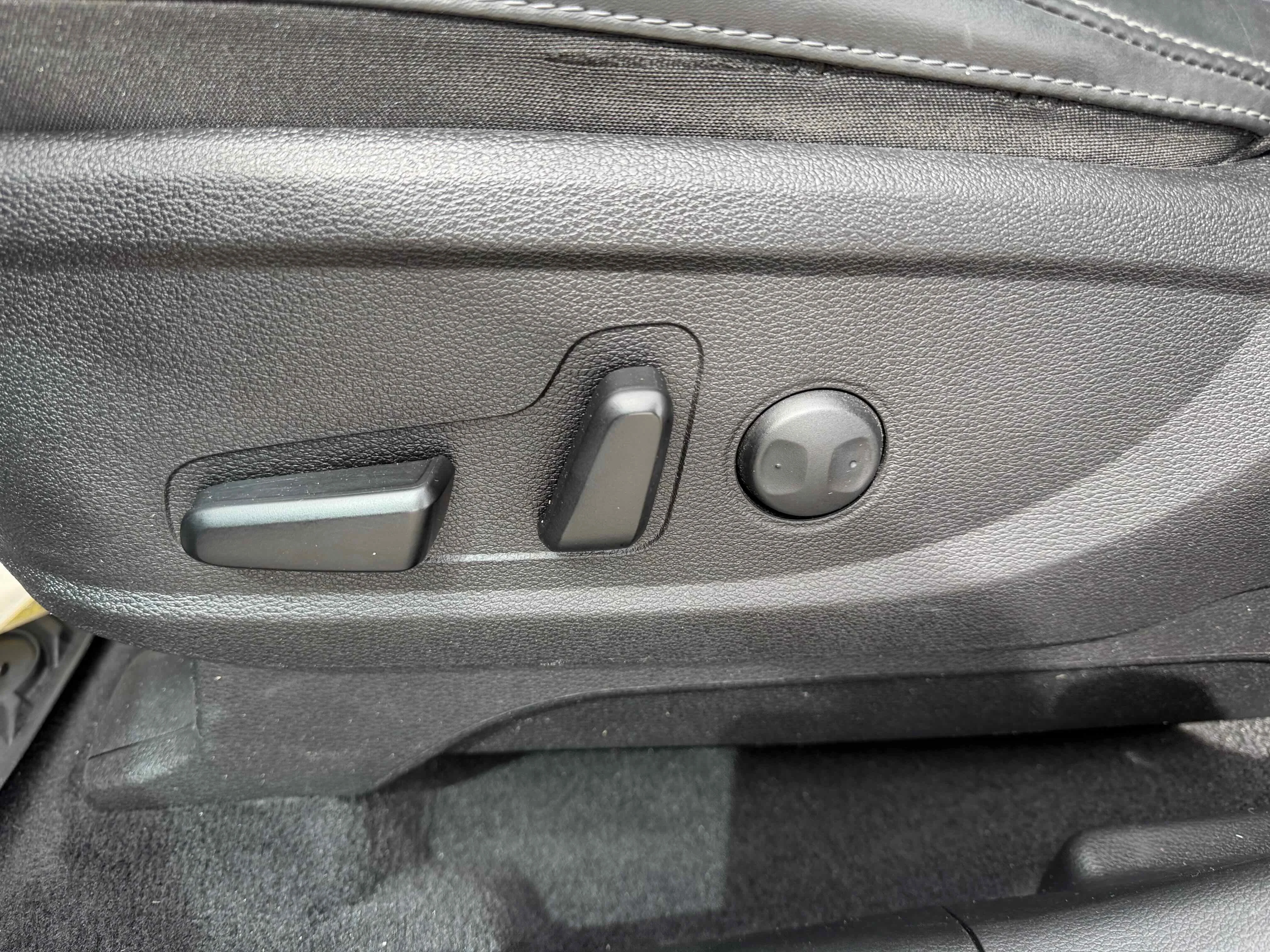 Used 2021 Ebony Black Kia S image 14