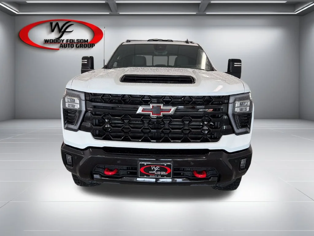 Used 2026 White Chevrolet ZR2 image 3